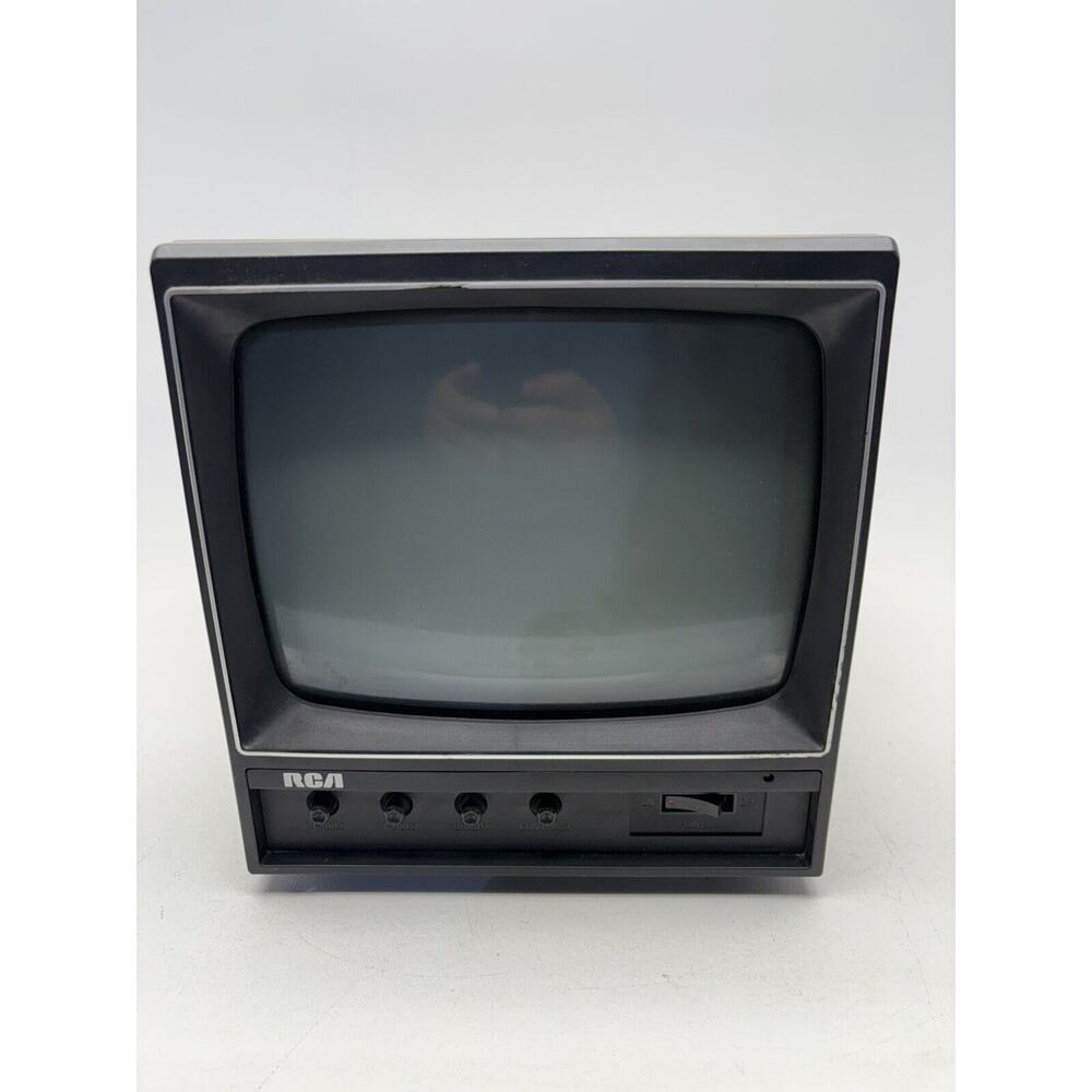 RCA Model No. TC1110 AC 120V 60Hz 33W 17W Video Monitor Made in Japan Works